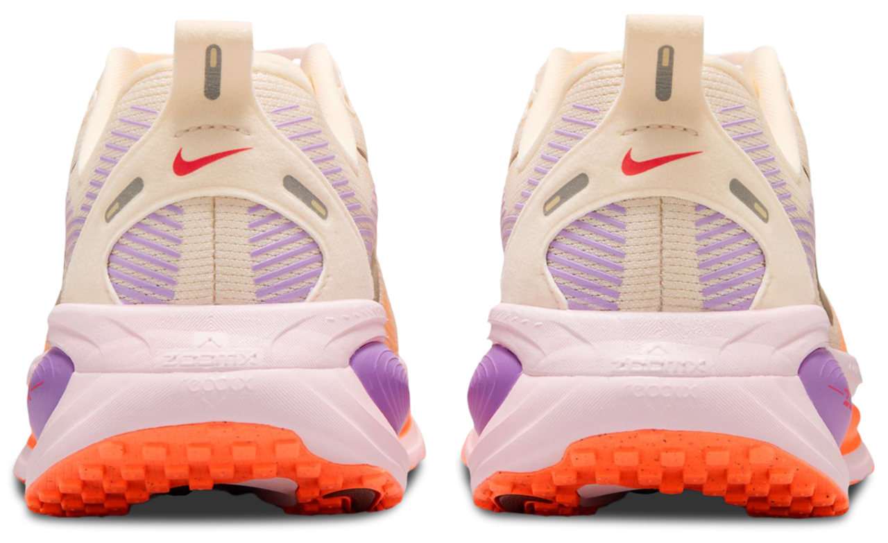 Nike Vomero 18 Image 3 of 8. Tap to open photo gallery.
