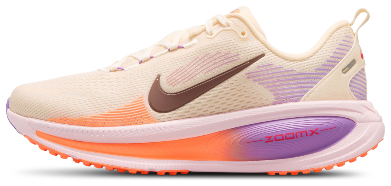 Nike Vomero 18 Image 4 of 8. Tap to open photo gallery.