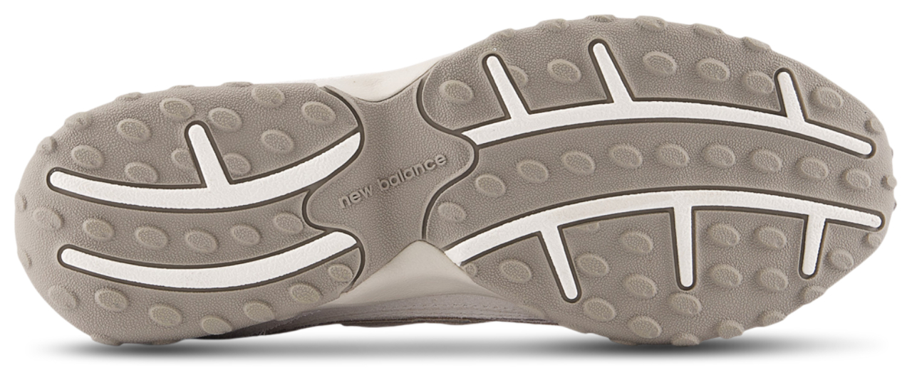 New Balance 204L Image 5 of 5. Tap to open photo gallery.