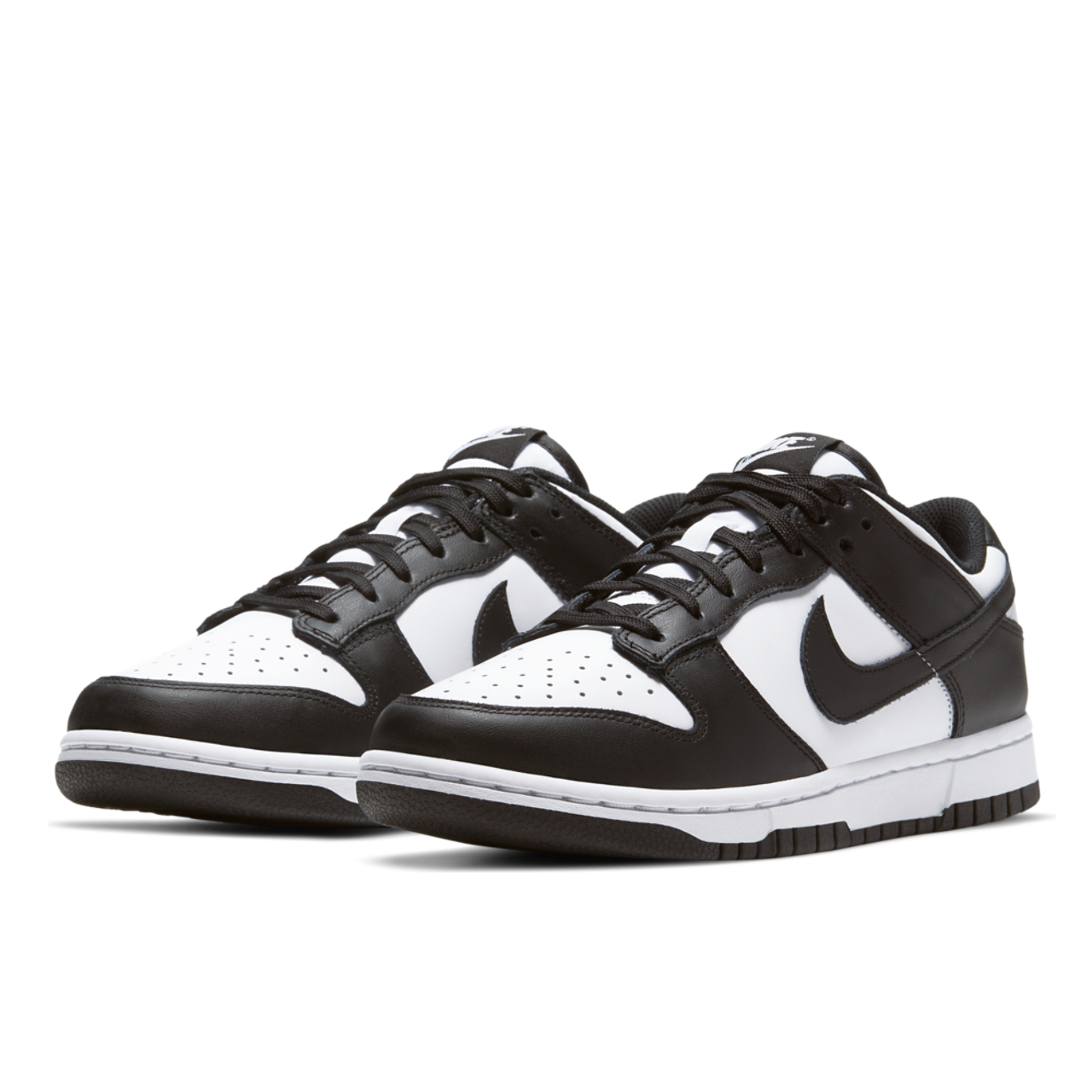 Nike Dunk Low Image 2 of 6. Tap to open photo gallery.