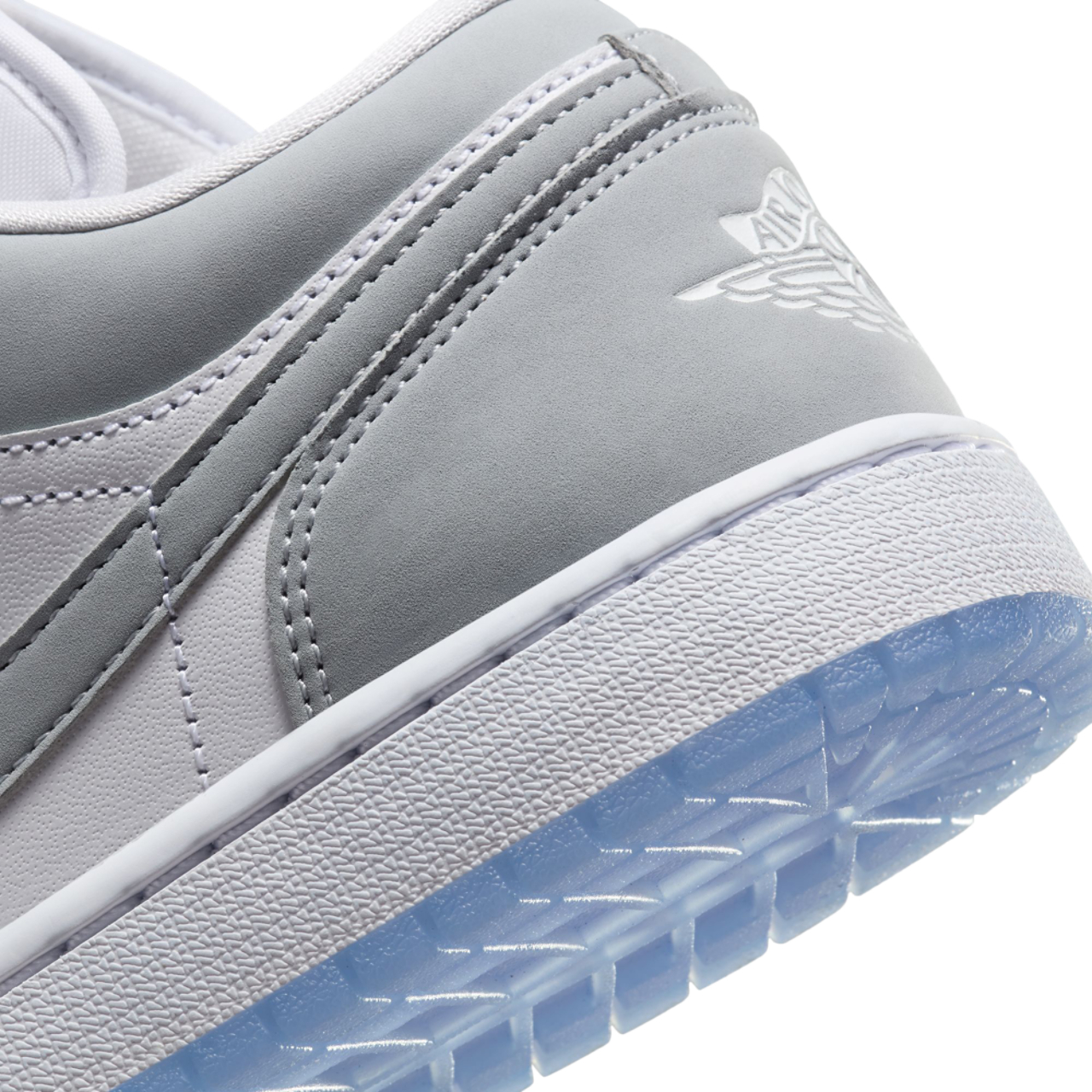 Jordan 1 Low Image 8 of 9. Tap to open photo gallery.