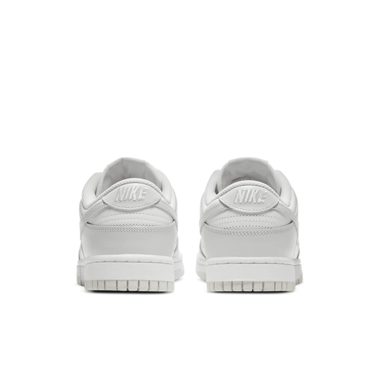Nike Dunk Low Image 3 of 8. Tap to open photo gallery.