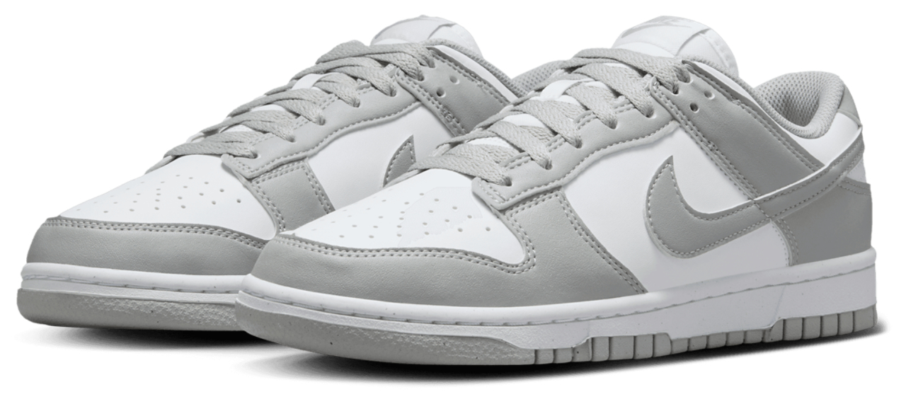 Nike Dunk Low Image 2 of 8. Tap to open photo gallery.