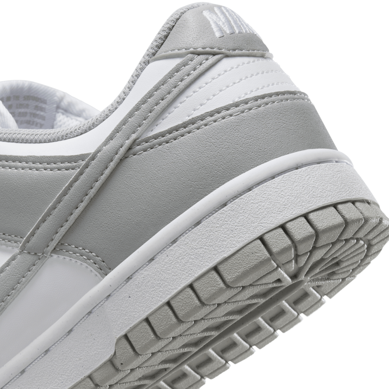 Nike Dunk Low Image 8 of 8. Tap to open photo gallery.