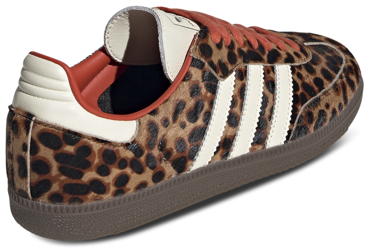 adidas Samba OG Image 3 of 8. Tap to open photo gallery.