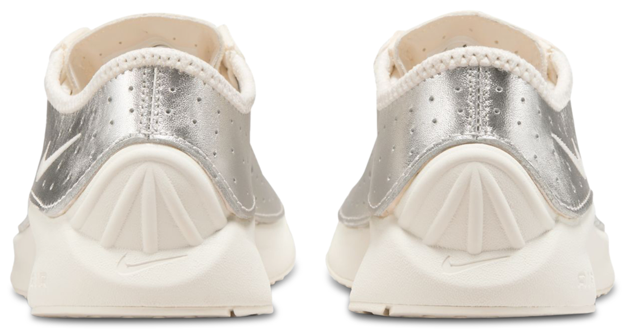 Nike Air Superfly Image 3 of 8. Tap to open photo gallery.