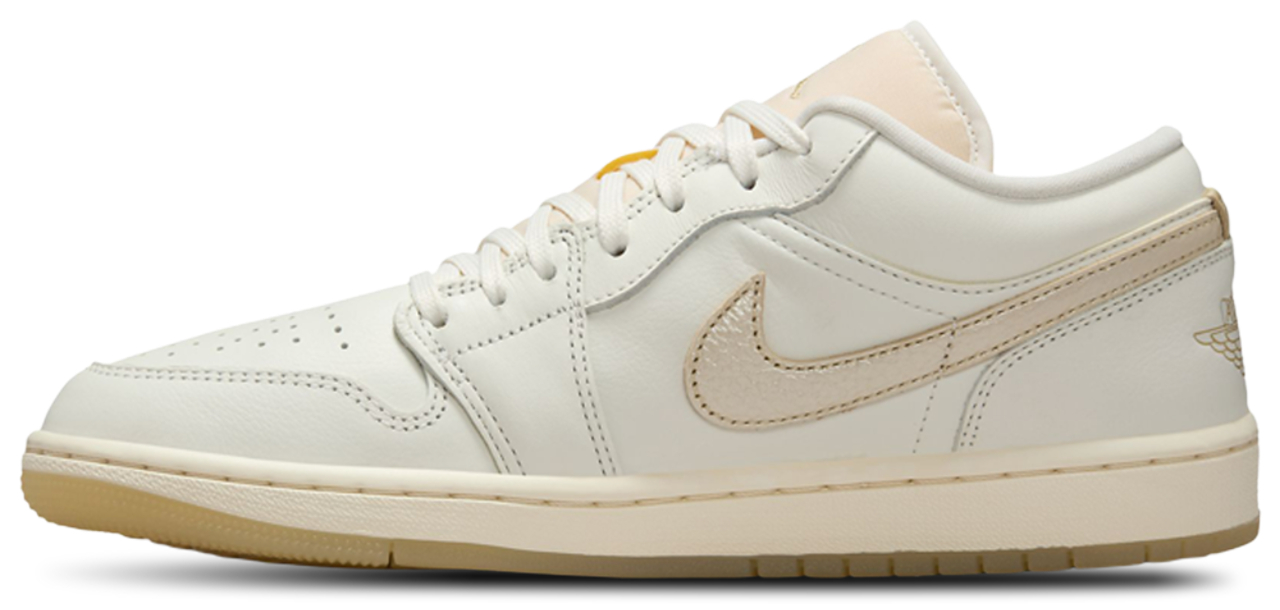 Jordan 1 Low Image 4 of 9. Tap to open photo gallery.