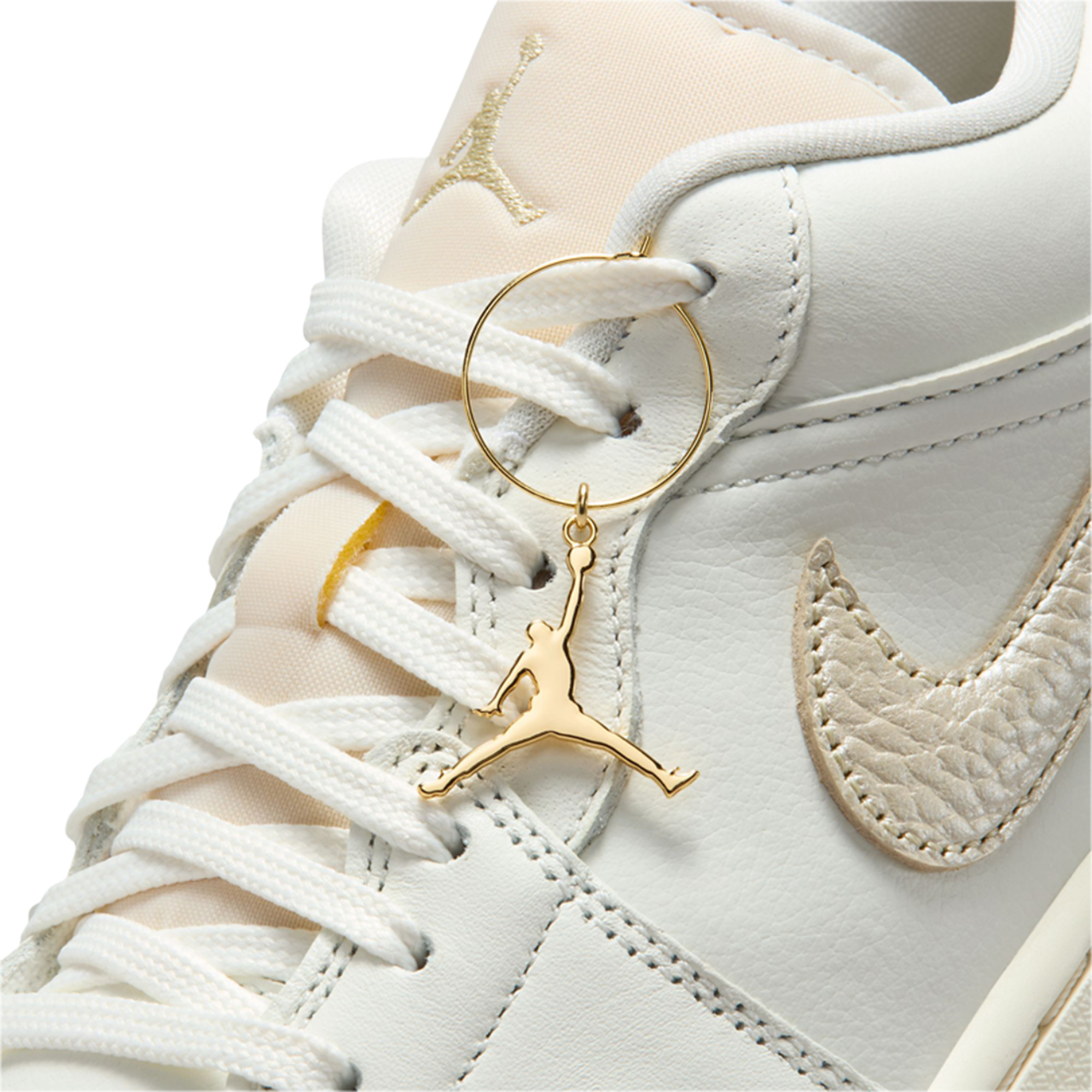 Jordan 1 Low Image 9 of 9. Tap to open photo gallery.