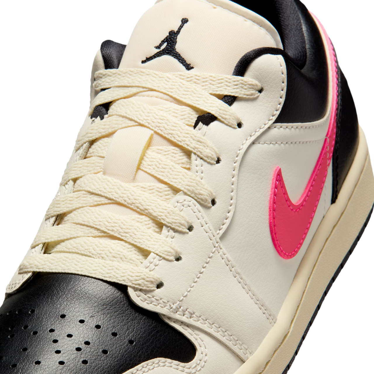 Jordan 1 Low Image 8 of 8. Tap to open photo gallery.
