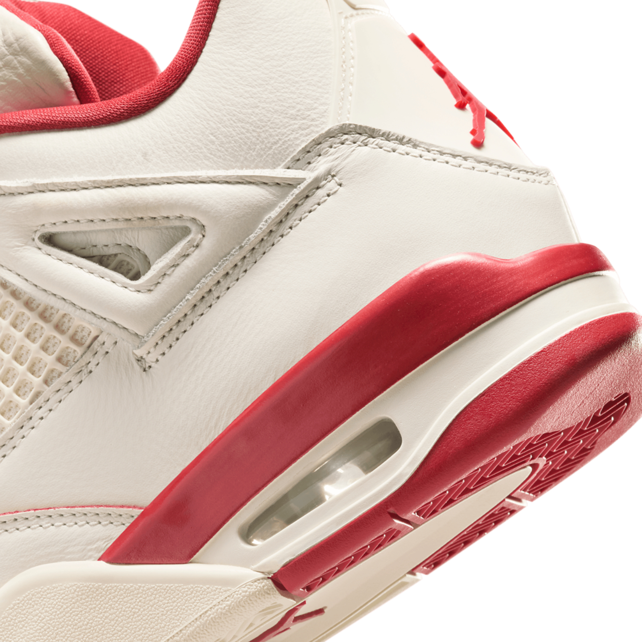 Jordan 4 Retro Image 8 of 13. Tap to open photo gallery.