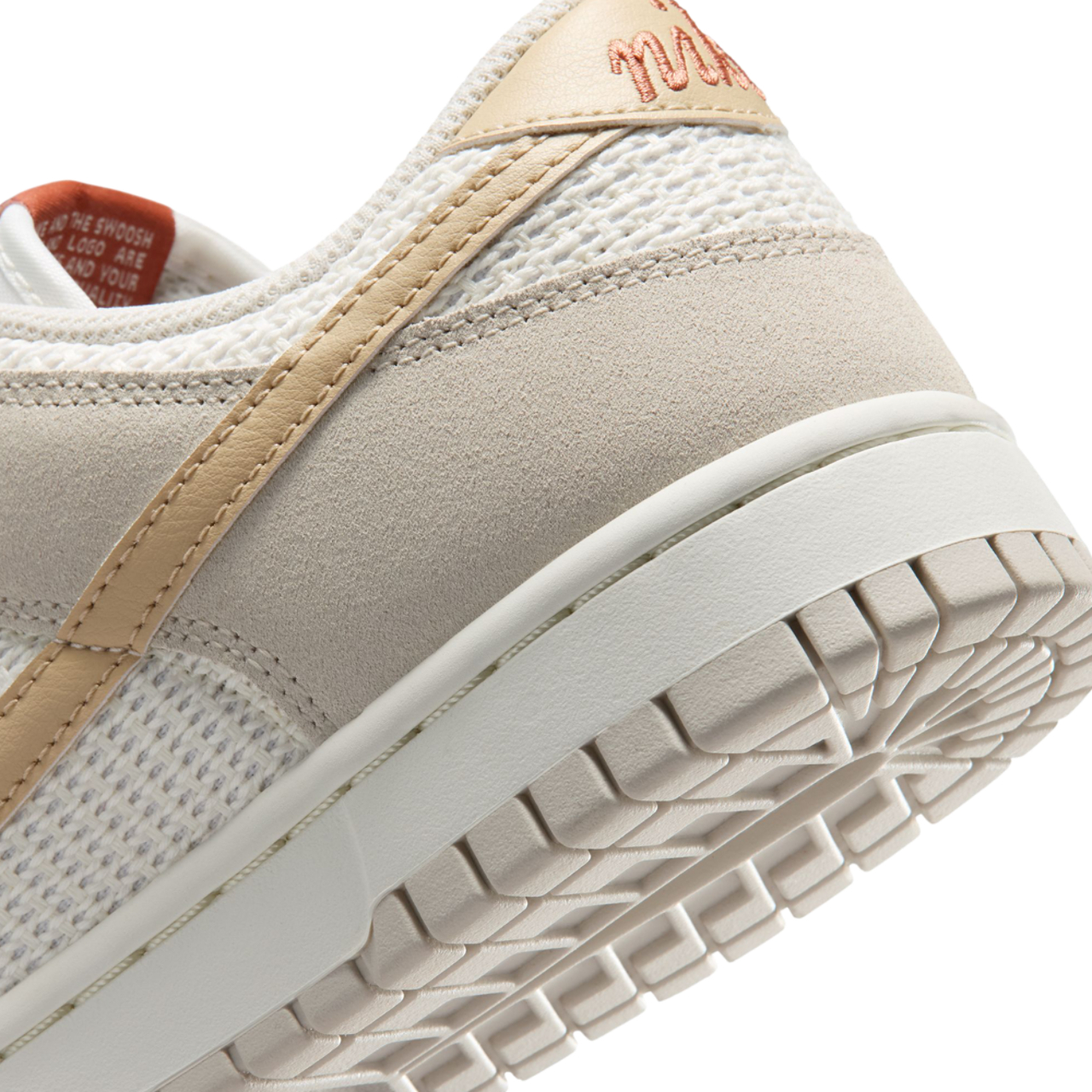 Nike Dunk Image 8 of 9. Tap to open photo gallery.
