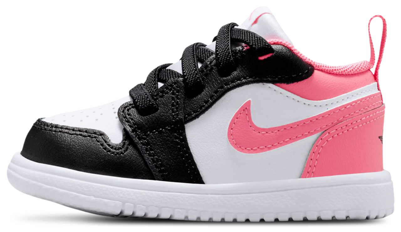 Jordan 1 Low Image 4 of 8. Tap to open photo gallery.