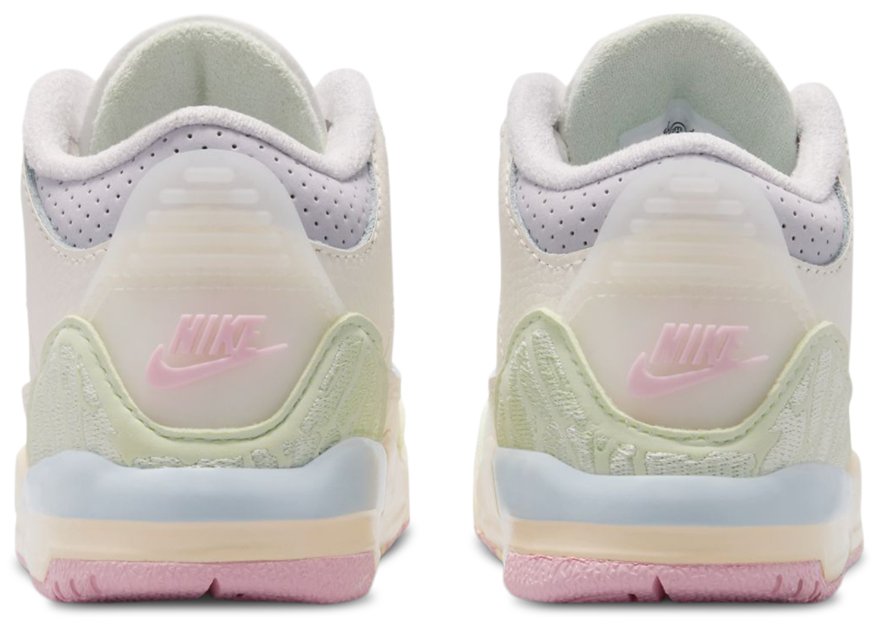 Jordan 3 Retro Image 3 of 7. Tap to open photo gallery.