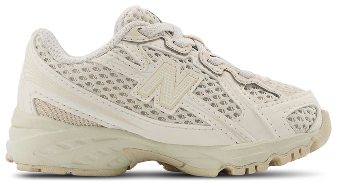 New Balance 740 Image 1 of 7. Tap to open photo gallery.