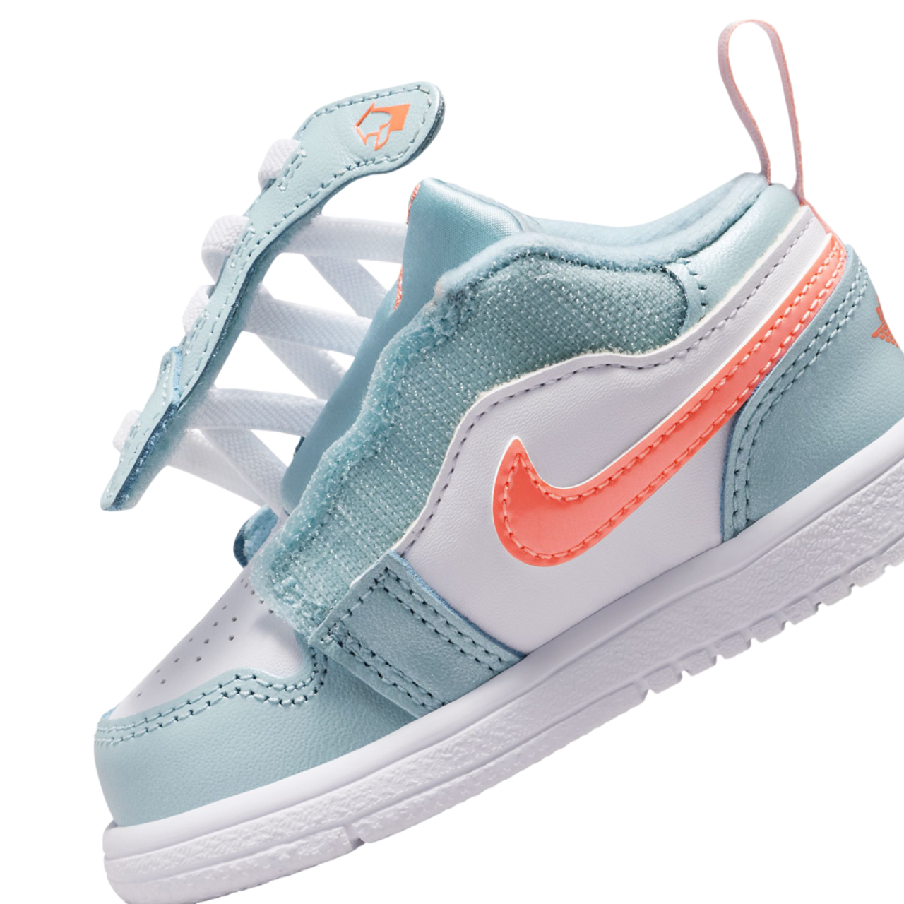 Jordan 1 Low Alt Image 8 of 10. Tap to open photo gallery.