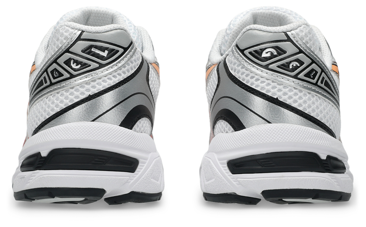 Asics Gel-1130 Image 3 of 7. Tap to open photo gallery.