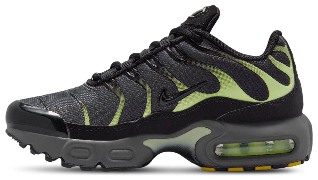 Nike Tuned 1 Image 4 of 8. Tap to open photo gallery.