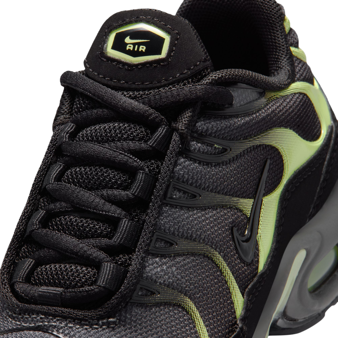 Nike Tuned 1 Image 8 of 8. Tap to open photo gallery.
