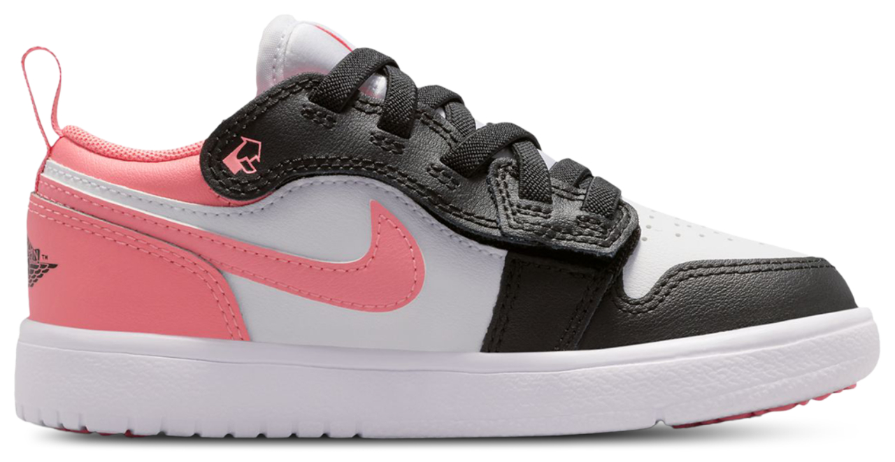 Jordan 1 Low Image 1 of 9. Tap to open photo gallery.