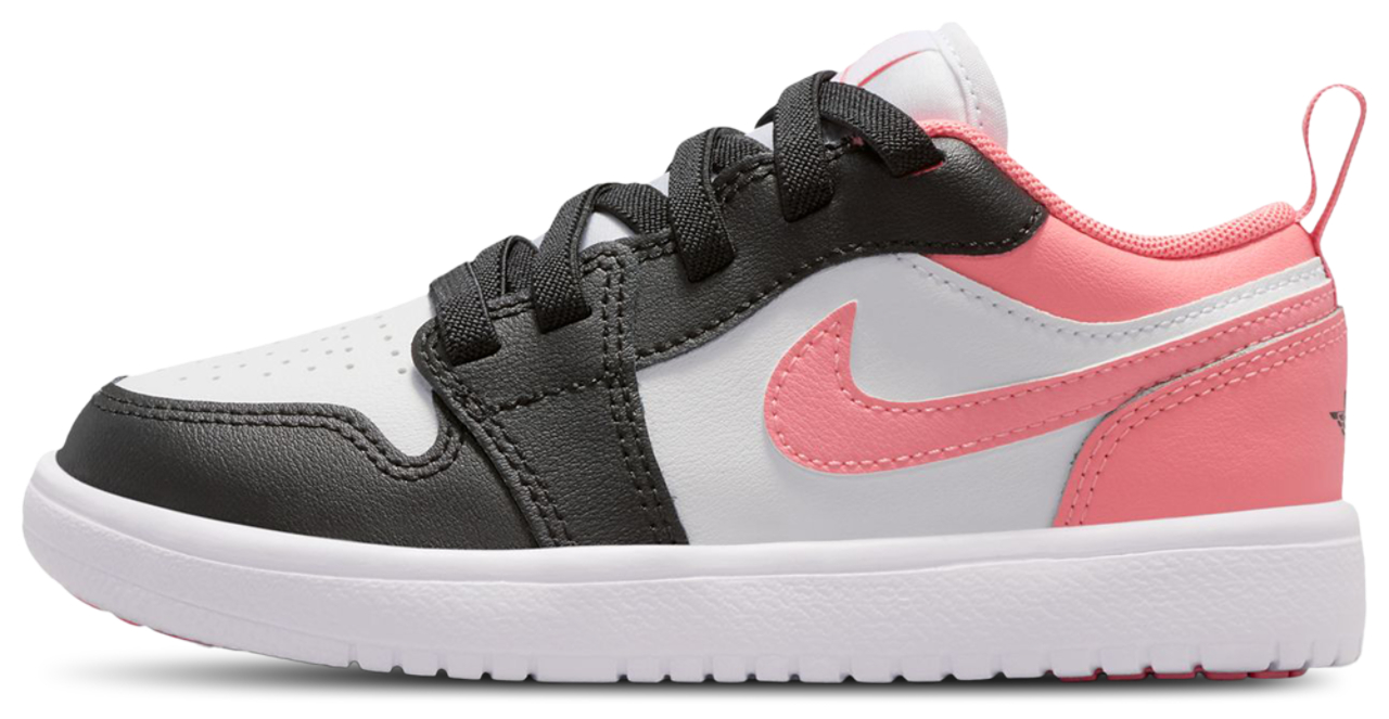 Jordan 1 Low Image 4 of 9. Tap to open photo gallery.