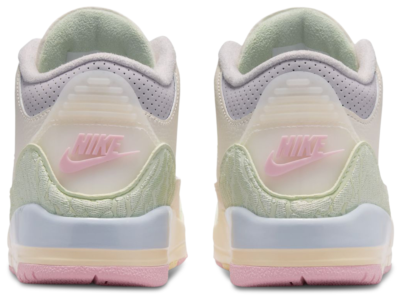 Jordan 3 Retro Image 3 of 8. Tap to open photo gallery.