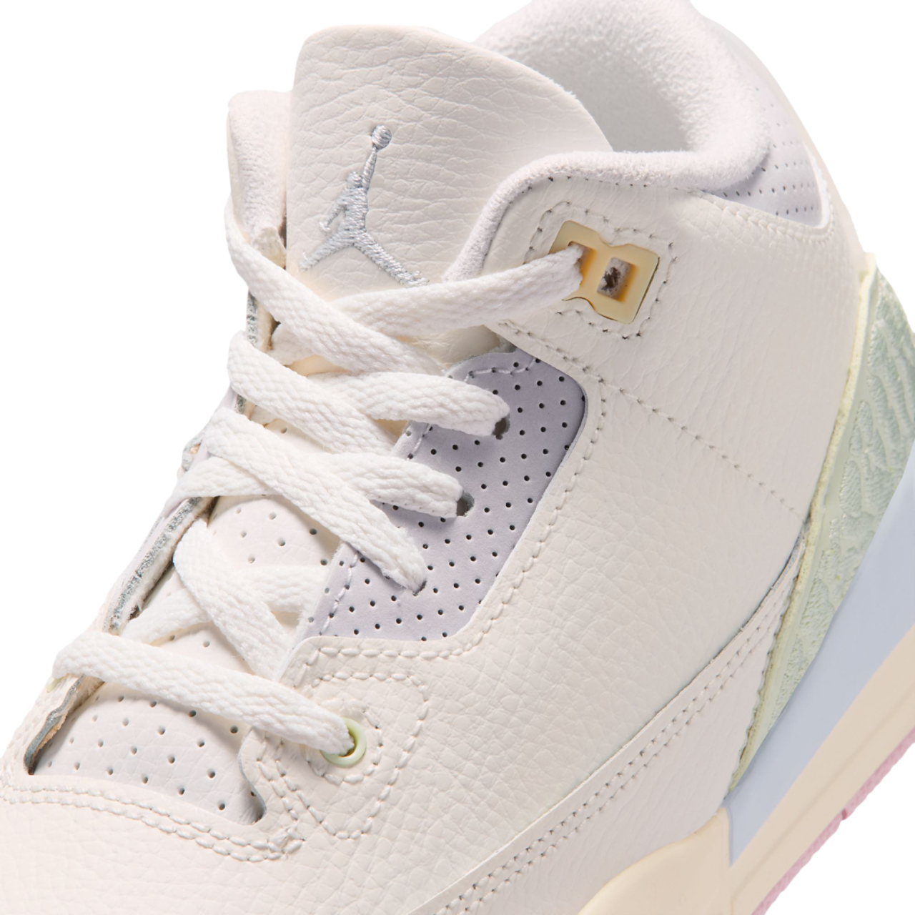 Jordan 3 Retro Image 8 of 8. Tap to open photo gallery.