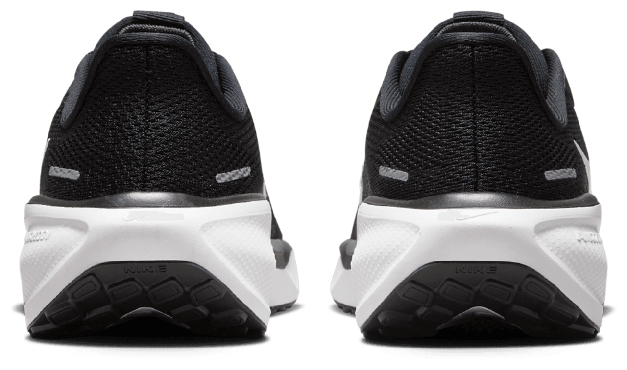Nike Pegasus 41 Image 3 of 8. Tap to open photo gallery.