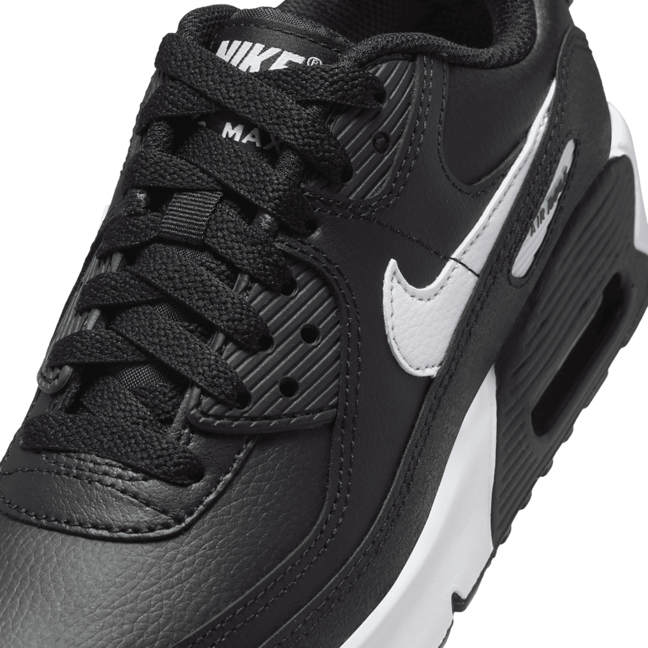 Nike Air Max 90 Image 7 of 8. Tap to open photo gallery.