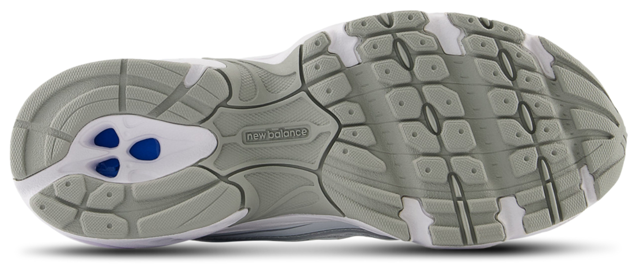 New Balance 740 Image 5 of 5. Tap to open photo gallery.