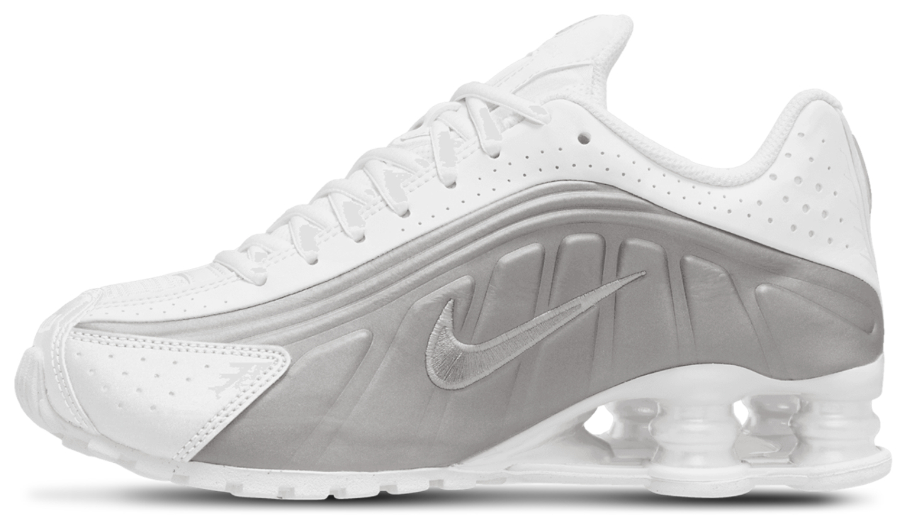 Nike Shox R4 Image 2 of 4. Tap to open photo gallery.