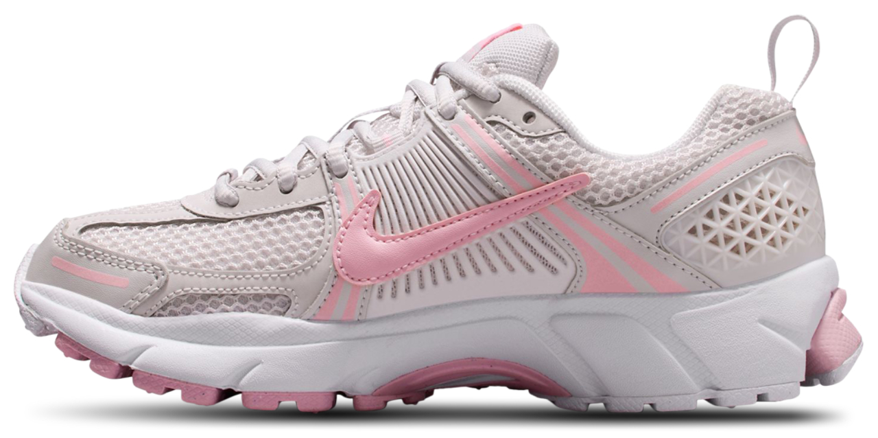 Nike Zoom Vomero 5 Image 4 of 8. Tap to open photo gallery.