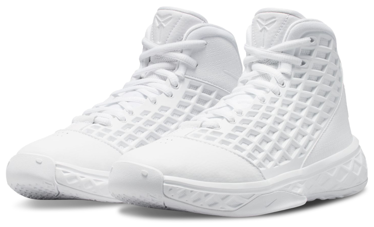 Nike Kobe 3 Image 2 of 9. Tap to open photo gallery.
