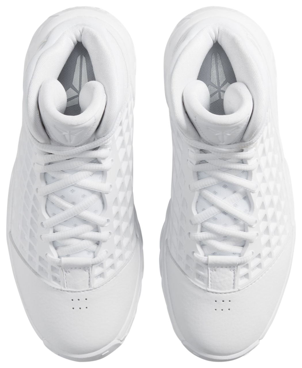 Nike Kobe 3 Image 5 of 9. Tap to open photo gallery.