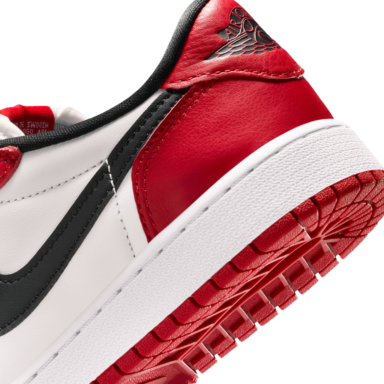 Jordan 1 Low Retro Image 7 of 9. Tap to open photo gallery.