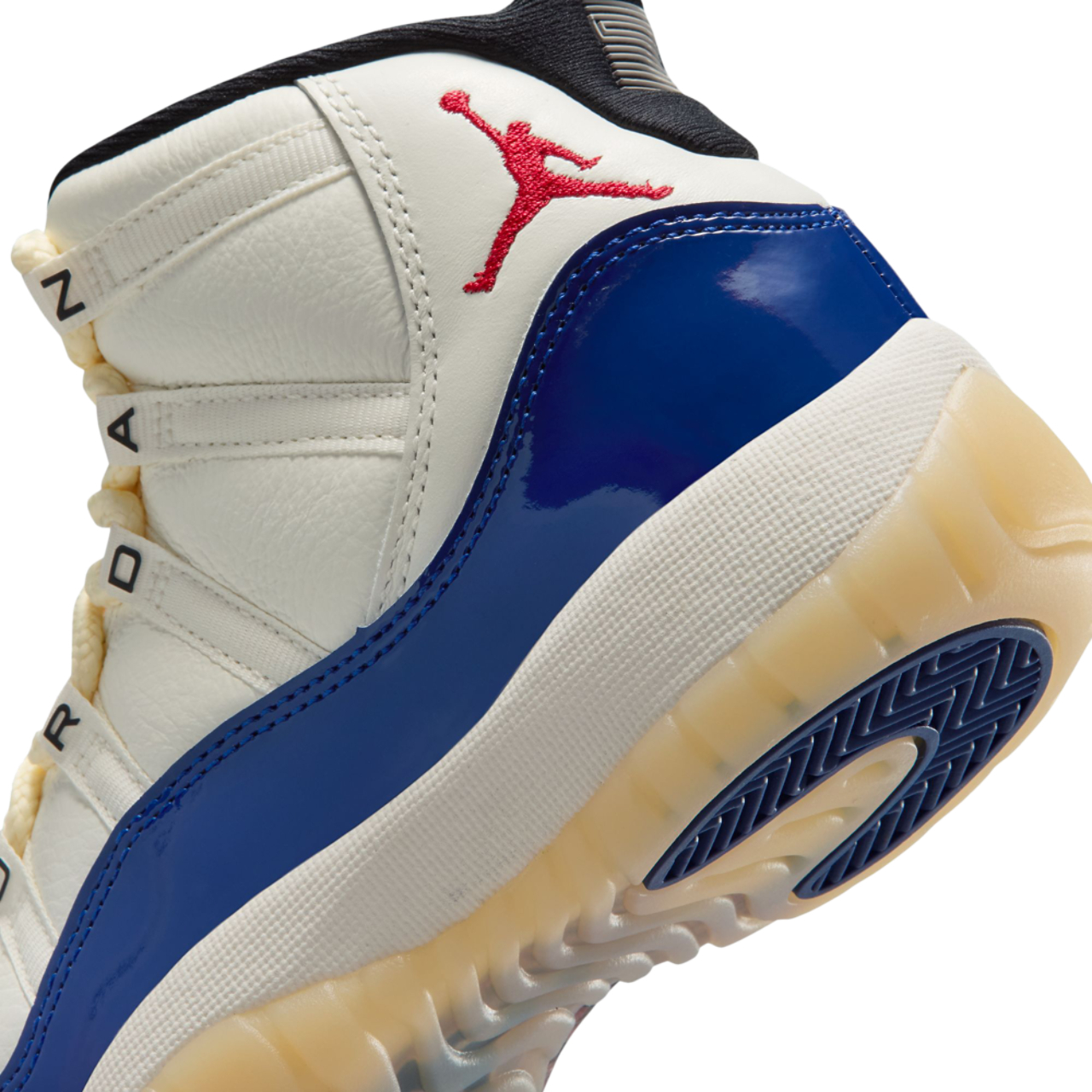 Jordan 11 Retro Image 8 of 9. Tap to open photo gallery.