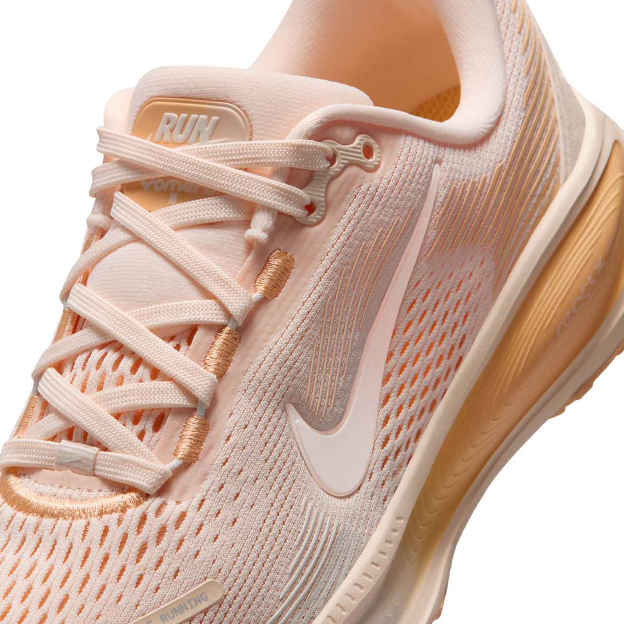 Nike Vomero 18 Image 7 of 8. Tap to open photo gallery.