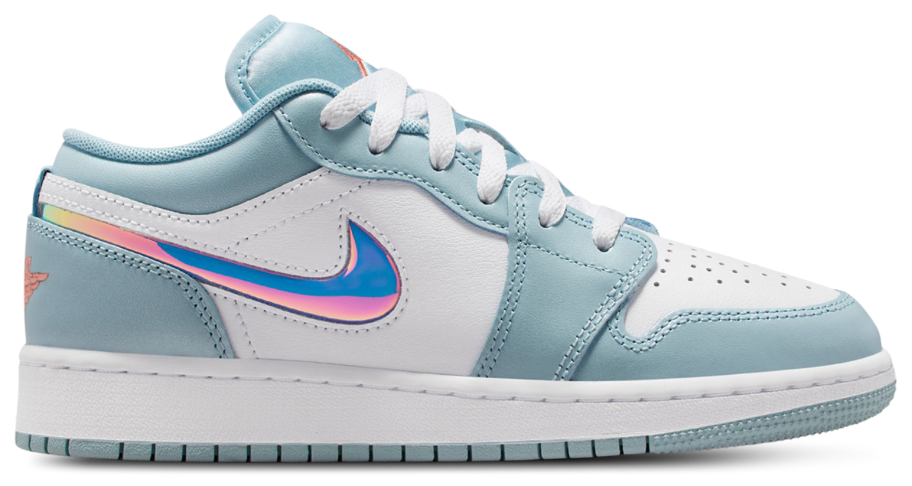 Jordan 1 Low SE Image 1 of 11. Tap to open photo gallery.