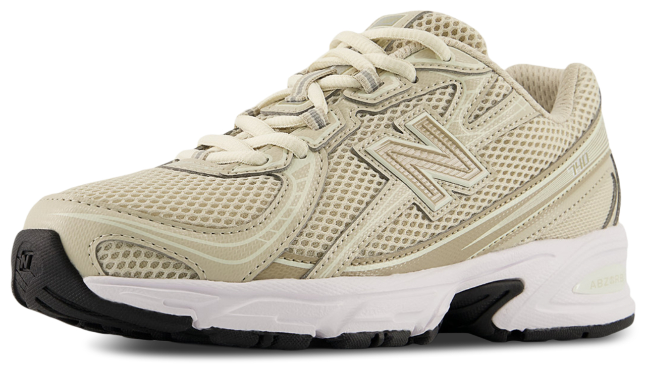 New Balance 740 Image 4 of 6. Tap to open photo gallery.