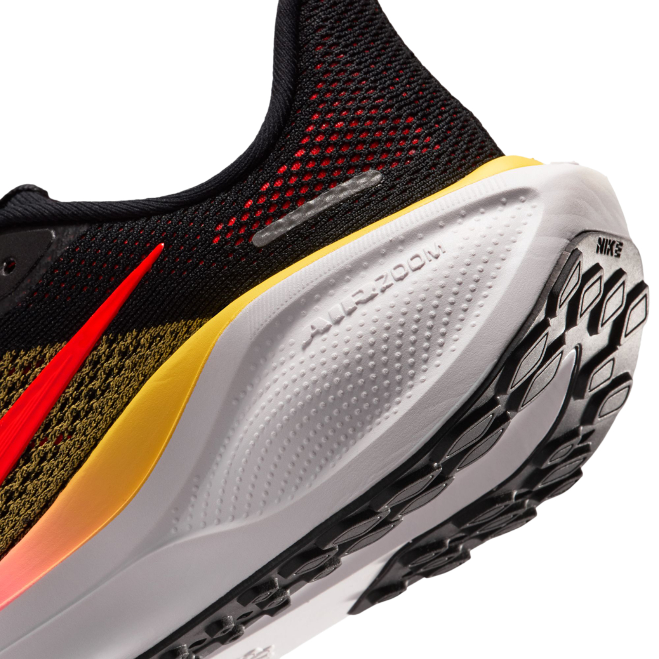 Nike Pegasus 41 Image 7 of 8. Tap to open photo gallery.