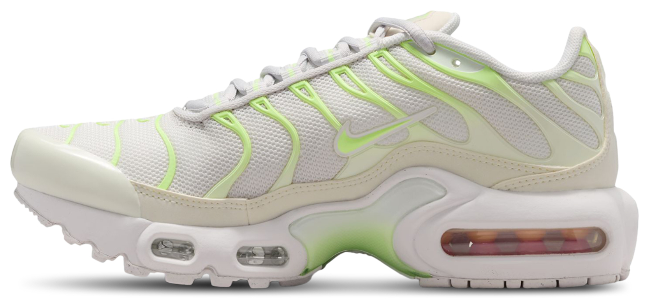 Nike Tuned 1 Image 4 of 8. Tap to open photo gallery.