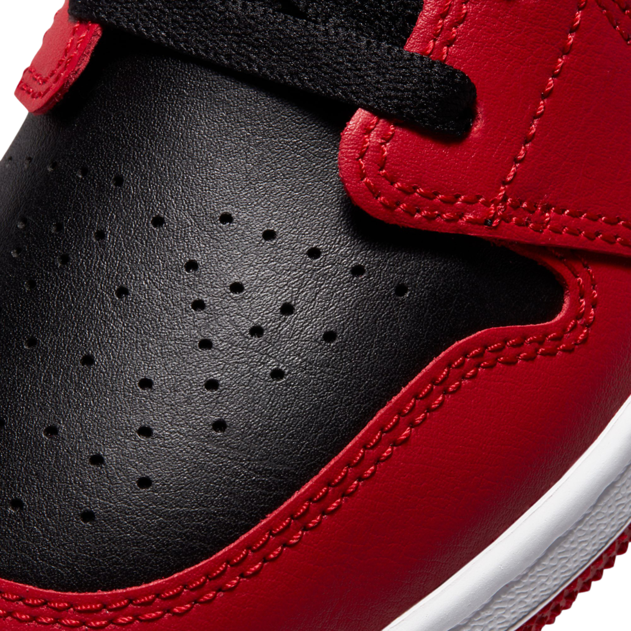 Jordan 1 Low Image 8 of 8. Tap to open photo gallery.