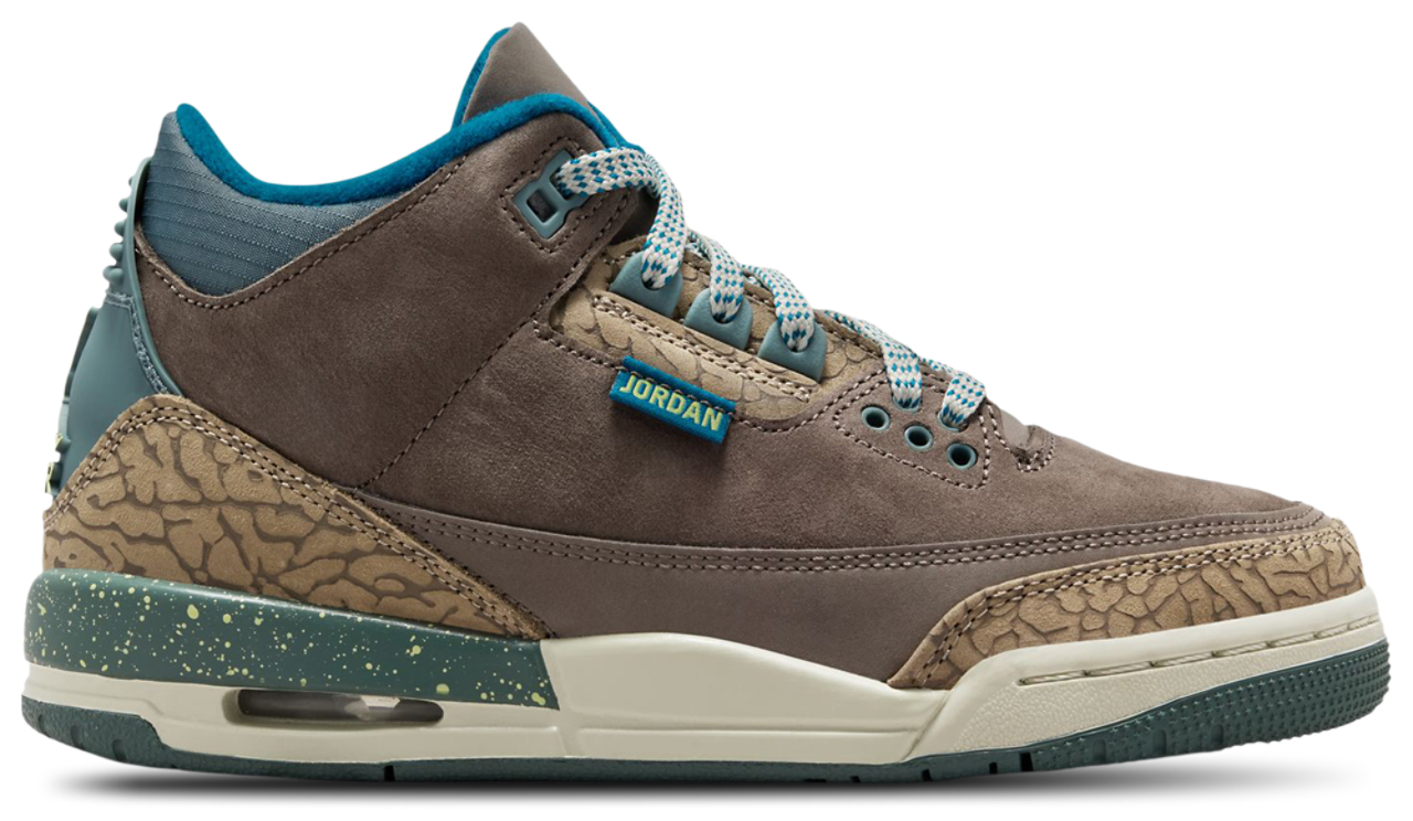 Jordan 3 Retro Image 1 of 11. Tap to open photo gallery.
