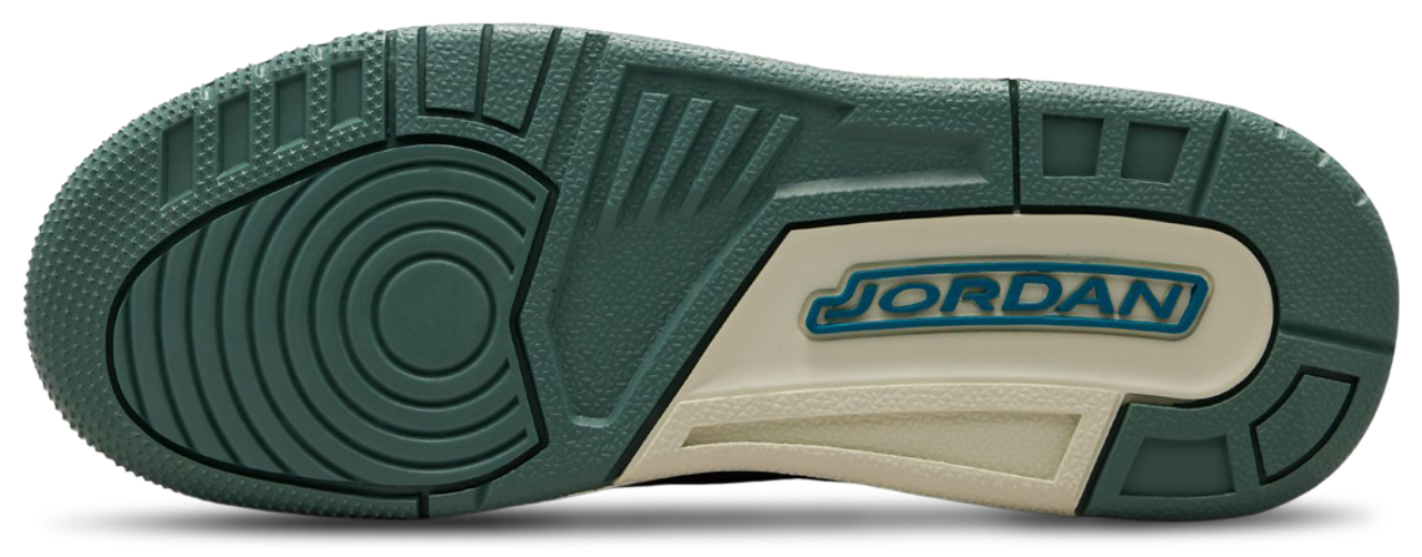 Jordan 3 Retro Image 6 of 11. Tap to open photo gallery.