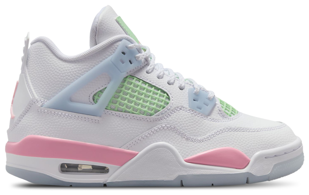 Jordan 4 Retro Image 1 of 12. Tap to open photo gallery.