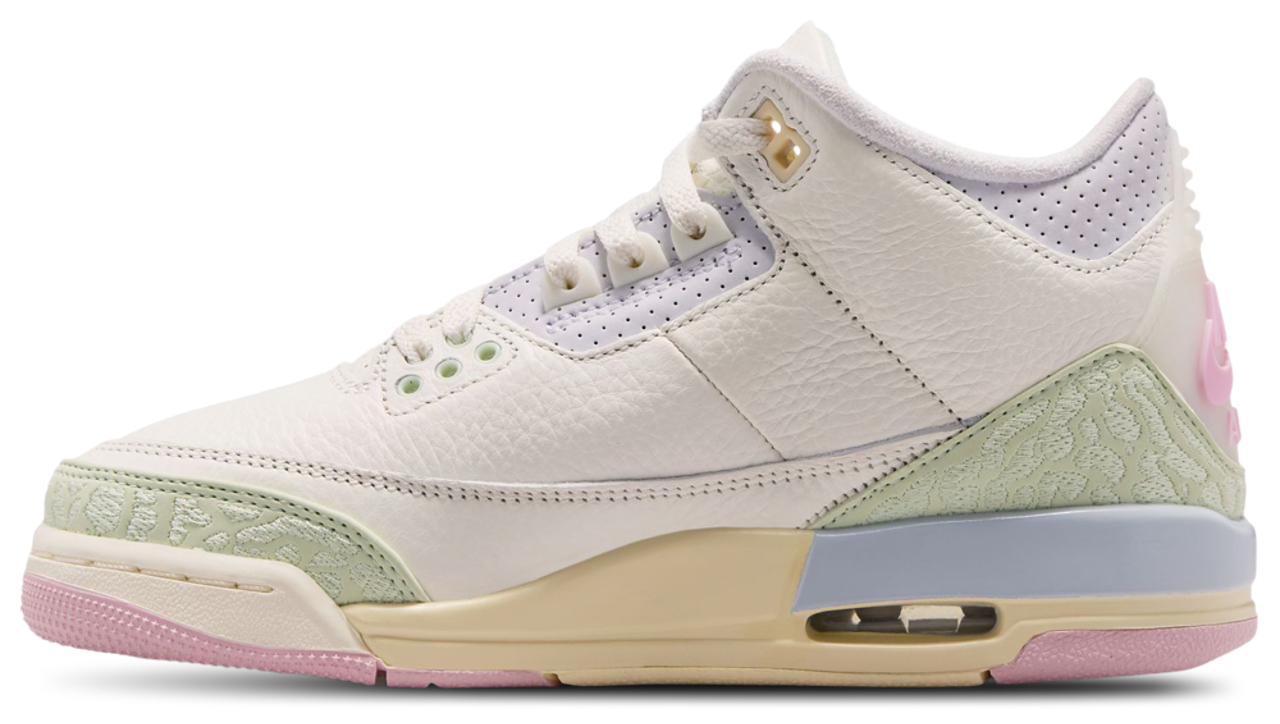 Jordan 3 Retro Image 4 of 10. Tap to open photo gallery.