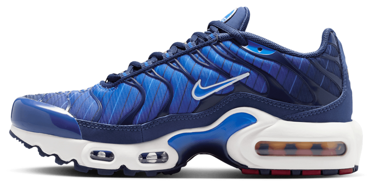 Nike Tuned 1 Image 4 of 9. Tap to open photo gallery.