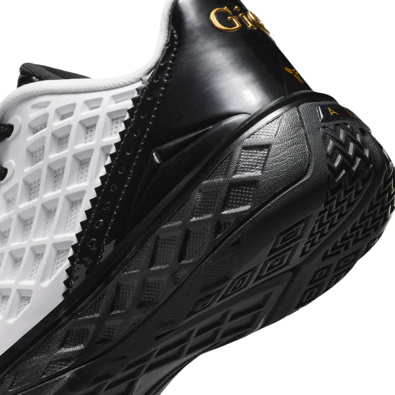 Nike Kobe 3 Low Protro Image 7 of 14. Tap to open photo gallery.