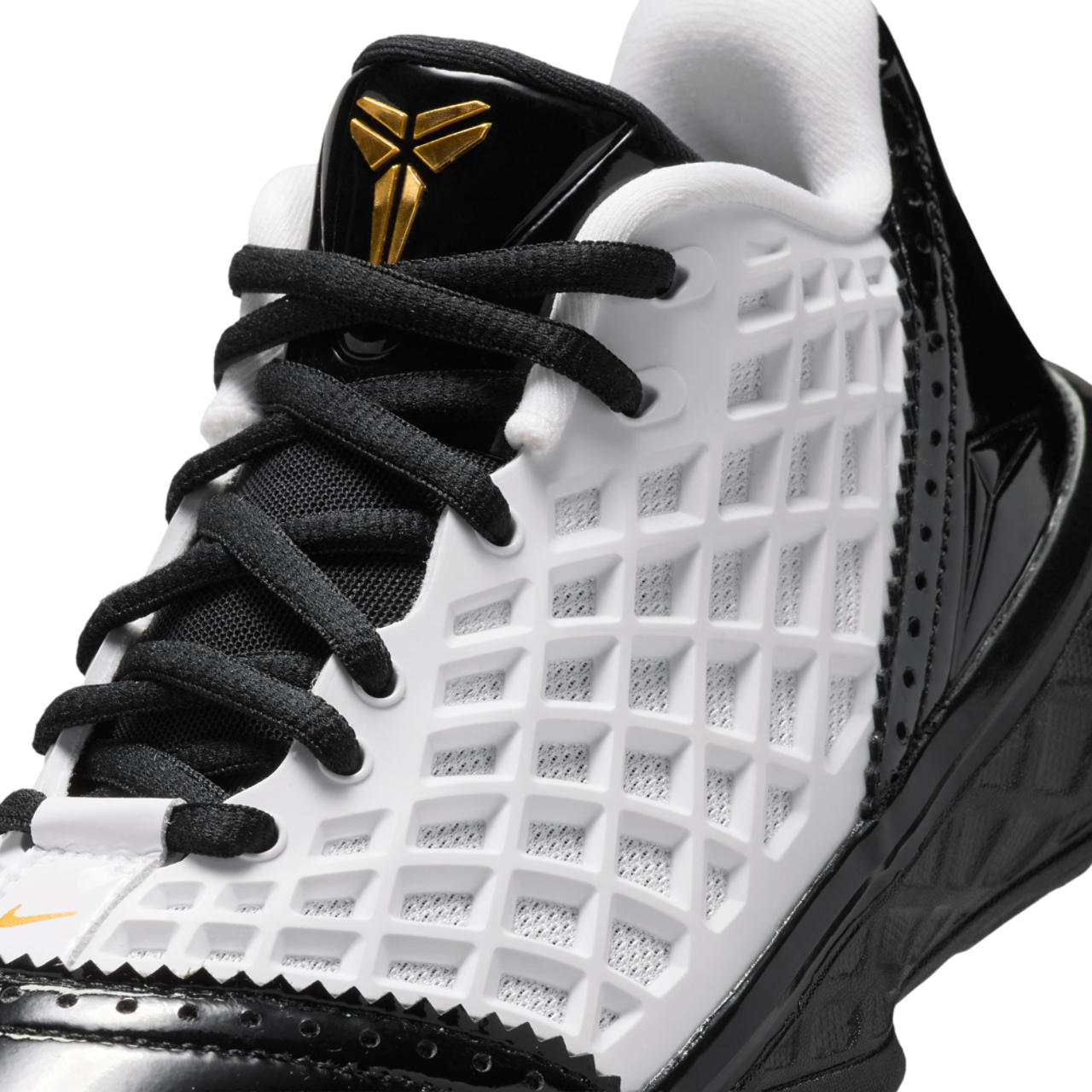 Nike Kobe 3 Low Protro Image 9 of 14. Tap to open photo gallery.
