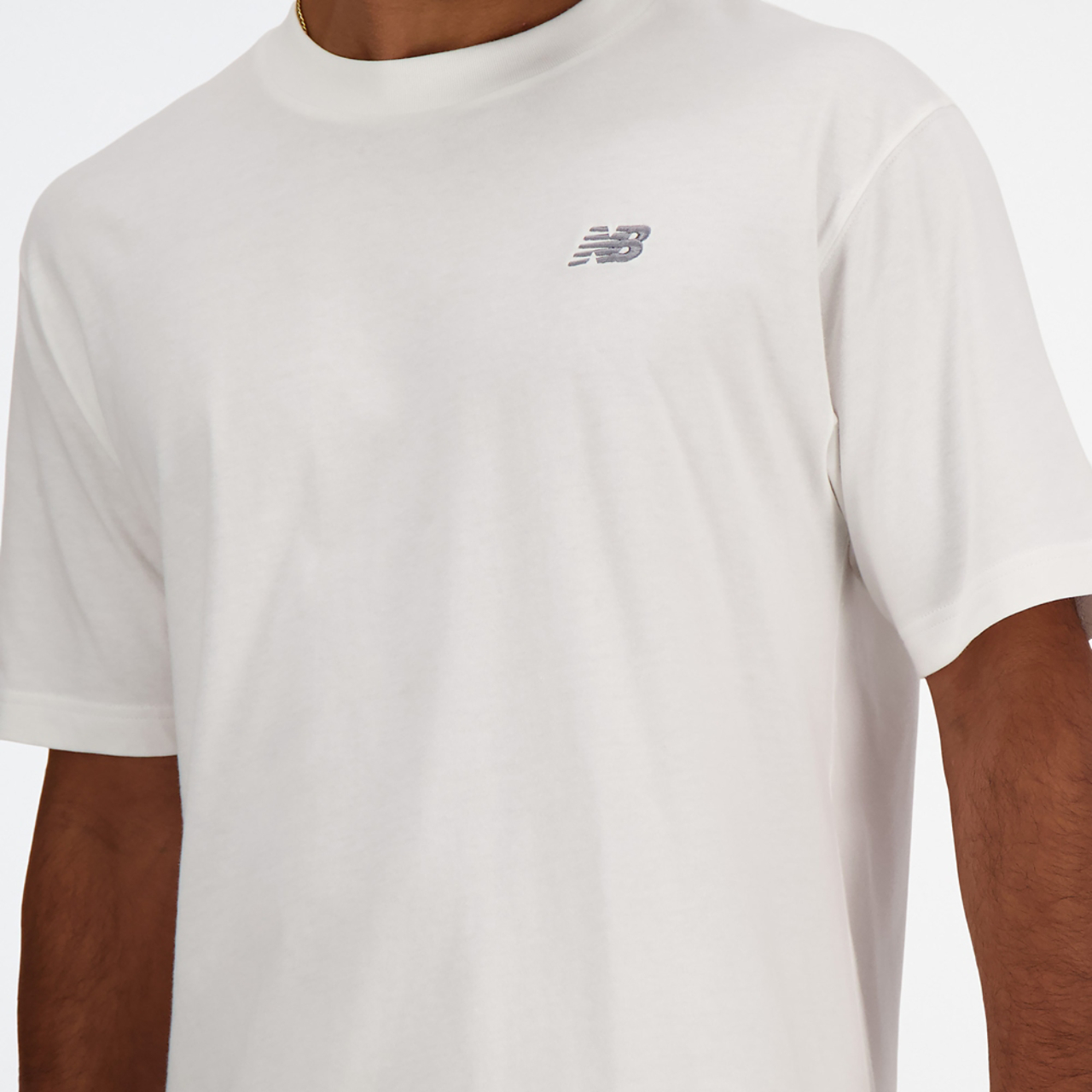 New Balance Essentials Imagen 4 de 4. Toque para abrir la galería de fotos.