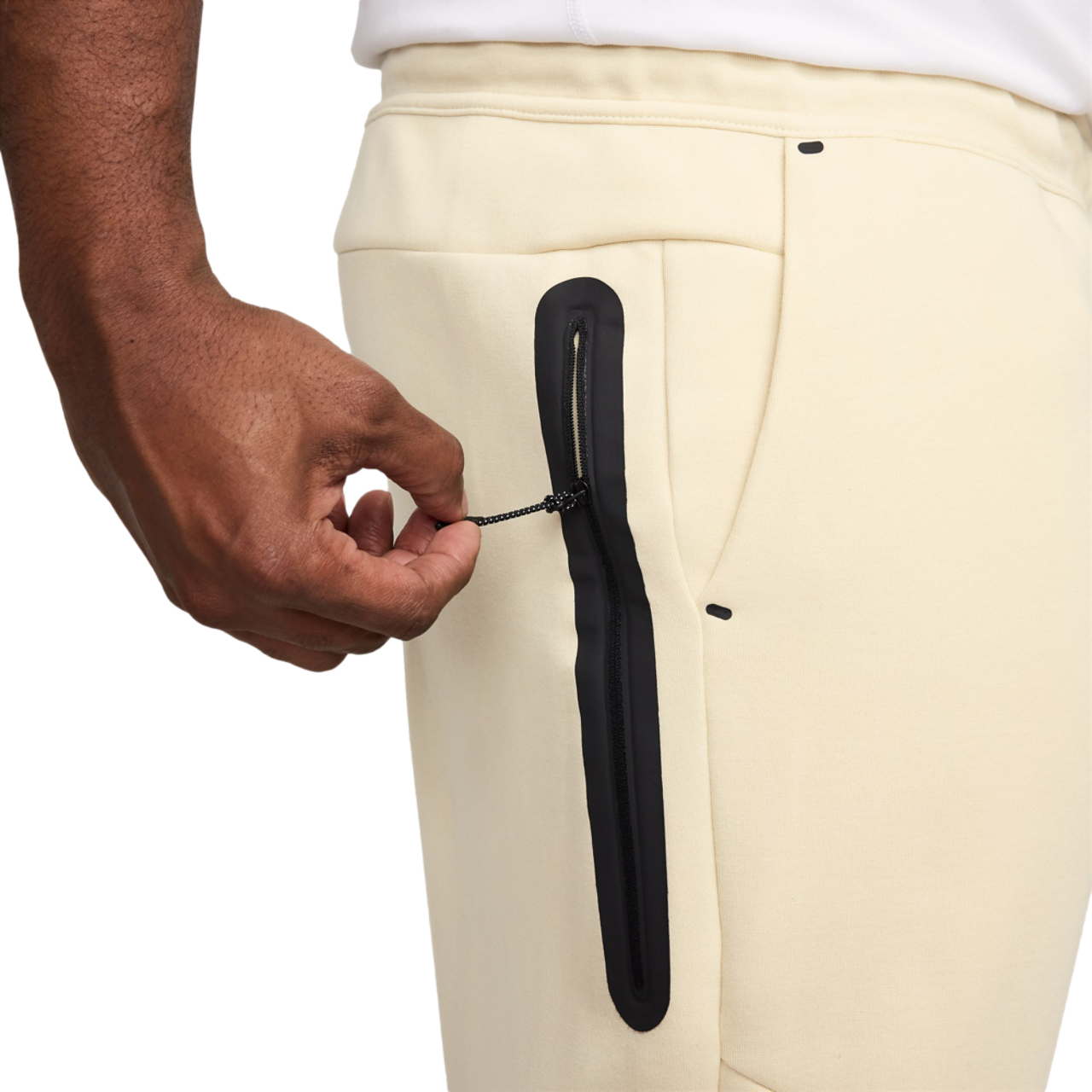 Nike Tech Fleece Joggers Image 4 of 9. Tap to open photo gallery.